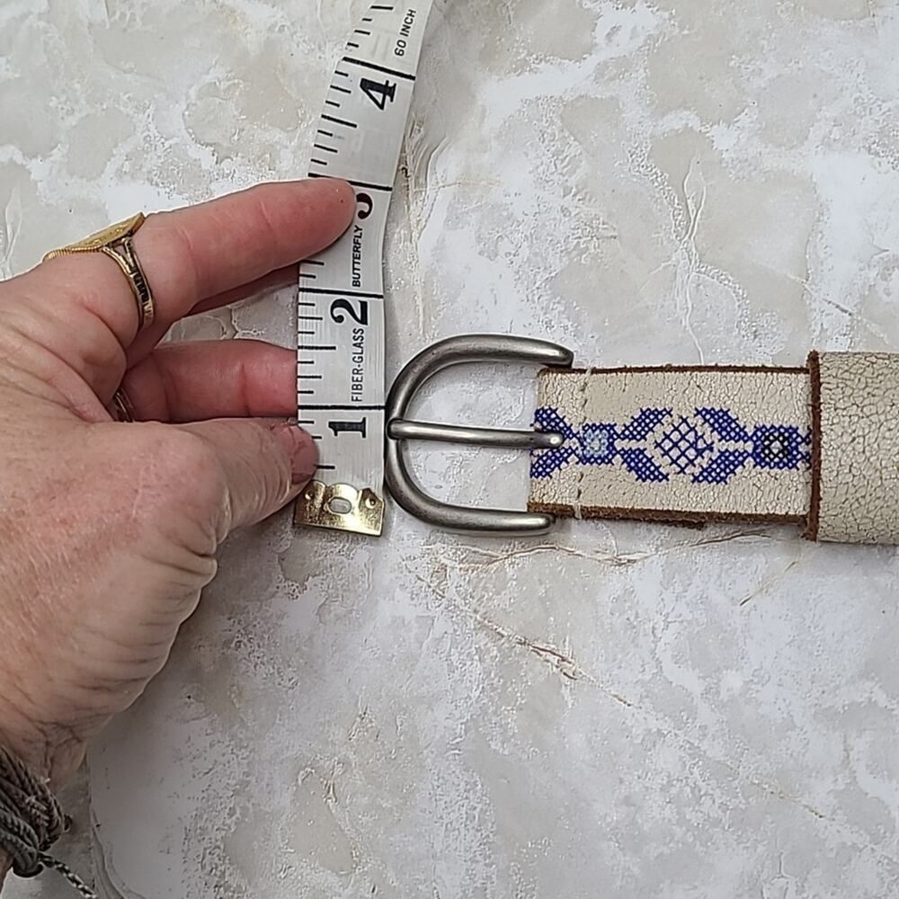 Unique cross stitch leather belt - Picture 6 of 7